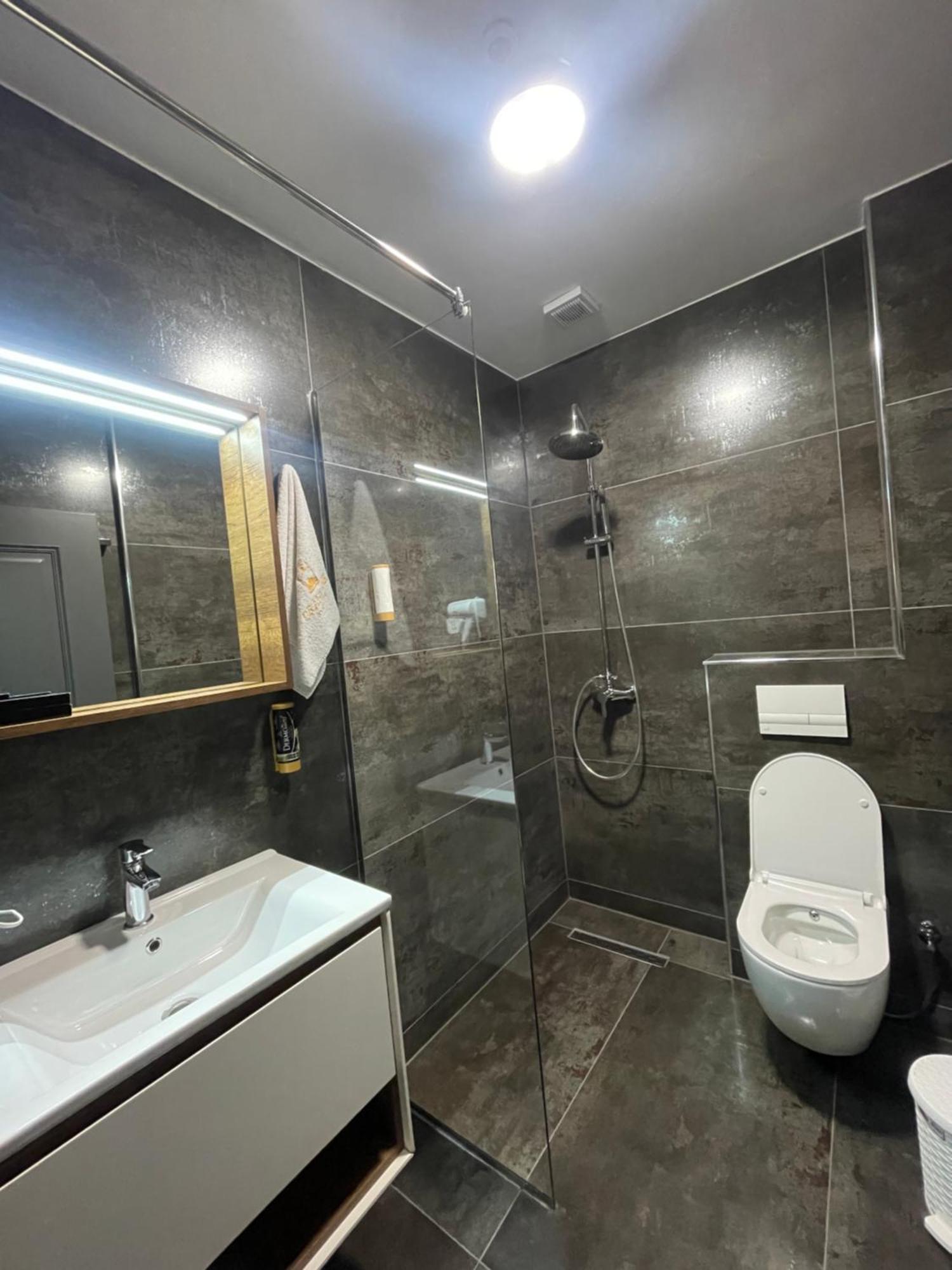 Grand Jnk Boutique Hotel Kukes Bagian luar foto